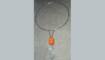 Silverhalsband orange hänge