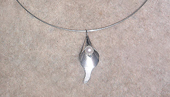 Halsband pärla i hänge