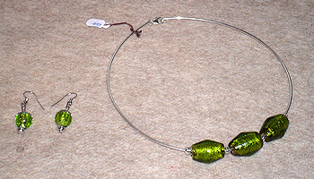 Halsband + örhängen, grönt