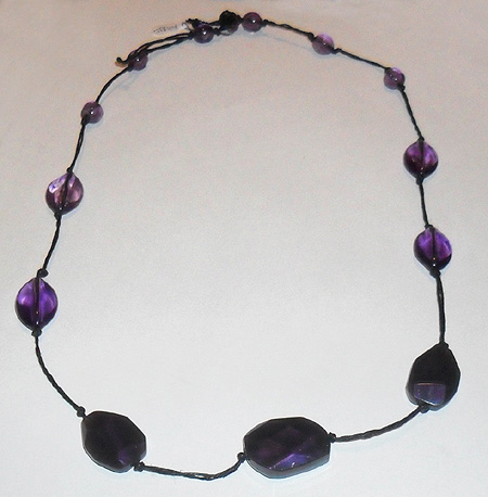 Violett halsband