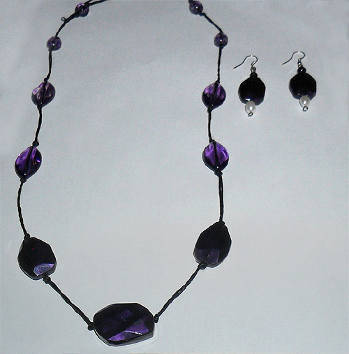 Violett halsband + rhngen