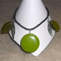 Halsband gröna oliver